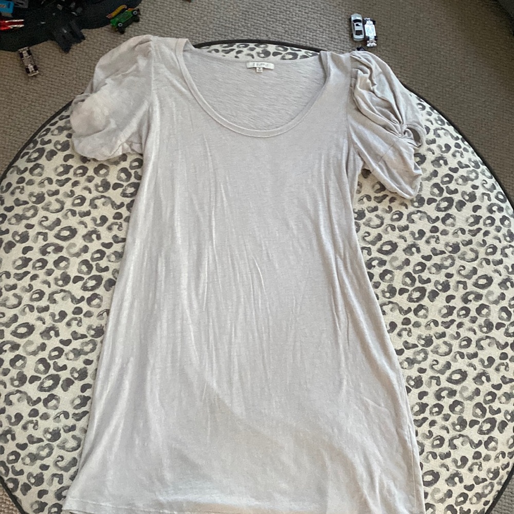 z supply medium dress in light grey beige color